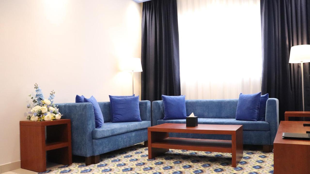 Al Riyadh Hotel Apartments Αμπού Ντάμπι Εξωτερικό φωτογραφία