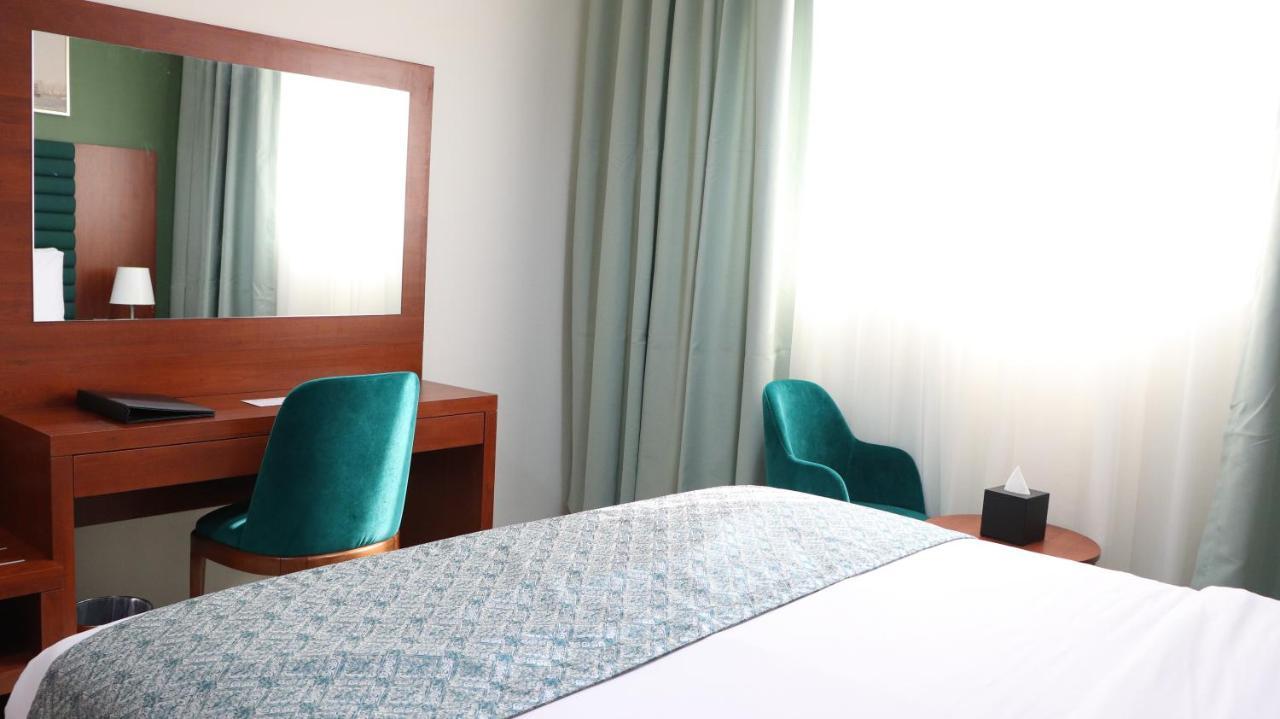 Al Riyadh Hotel Apartments Αμπού Ντάμπι Εξωτερικό φωτογραφία